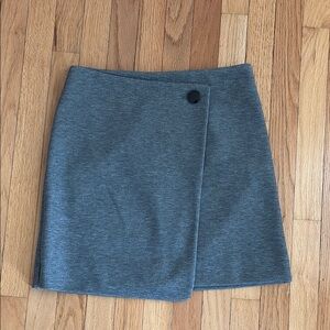 NWT Gray Women's Skirt size 4P